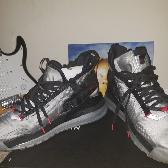 Jordan Proto-Max 720 ( Metallic silver) - Picture 5 of 9